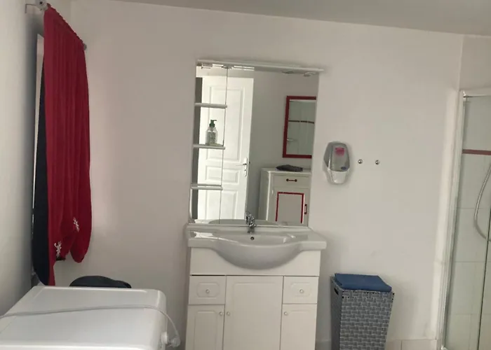 Chez Nous ! 公寓 *